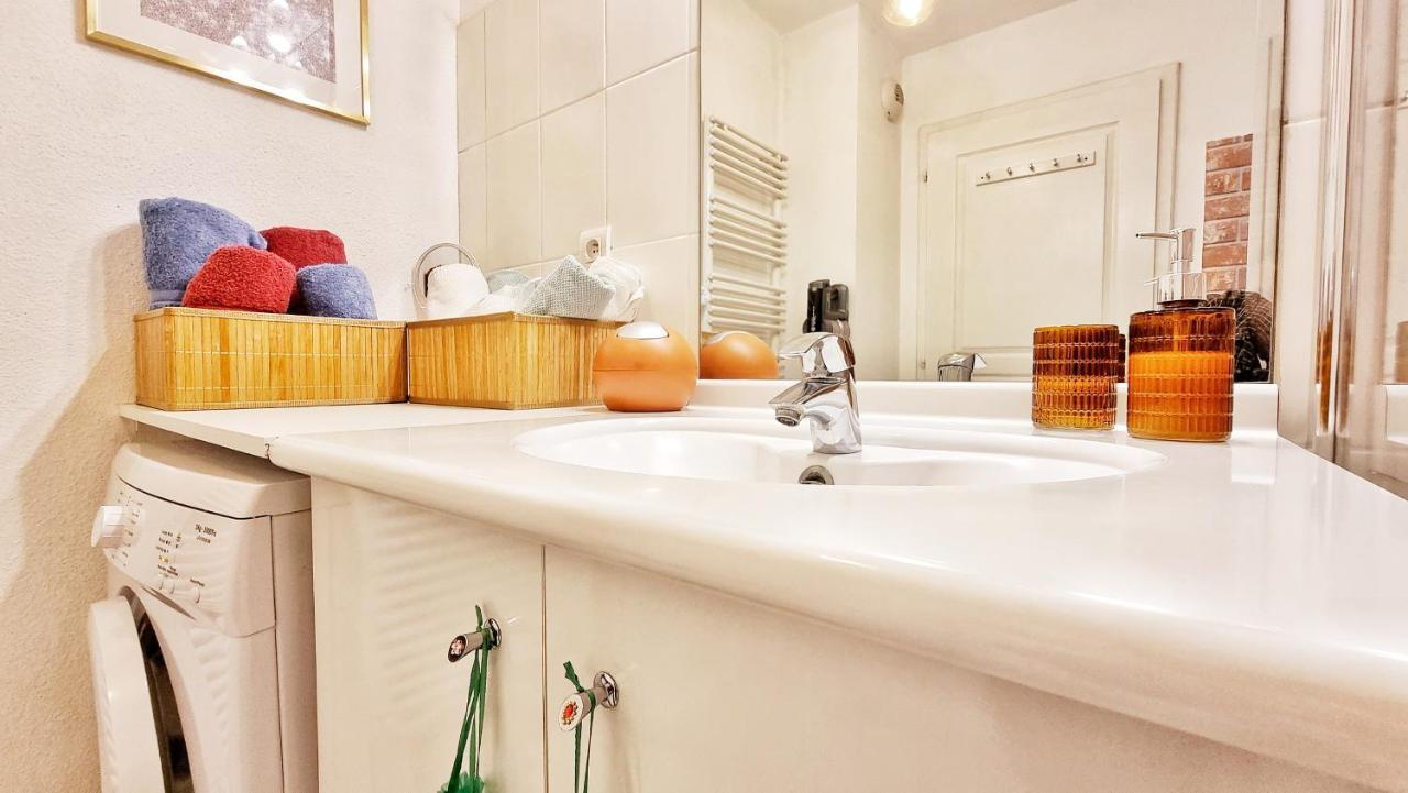 Le Stan - Centre - Parking - Exterieur - Fibre - Relax Bnb กอลมาร์ ภายนอก รูปภาพ